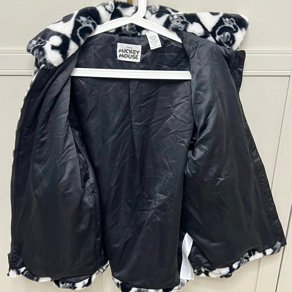 VHTF DISNEY FURRY FLEECE MICKEY BLACK AND WHITE SMALL S EUC - Picture 8 of 10